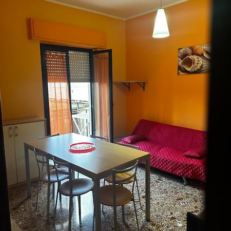 Ferienwohnung La Dea Del Mare Scilla Exterior foto