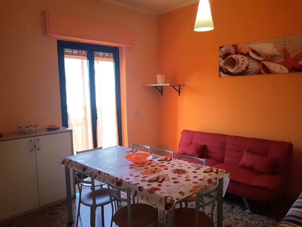 Ferienwohnung La Dea Del Mare Scilla Exterior foto
